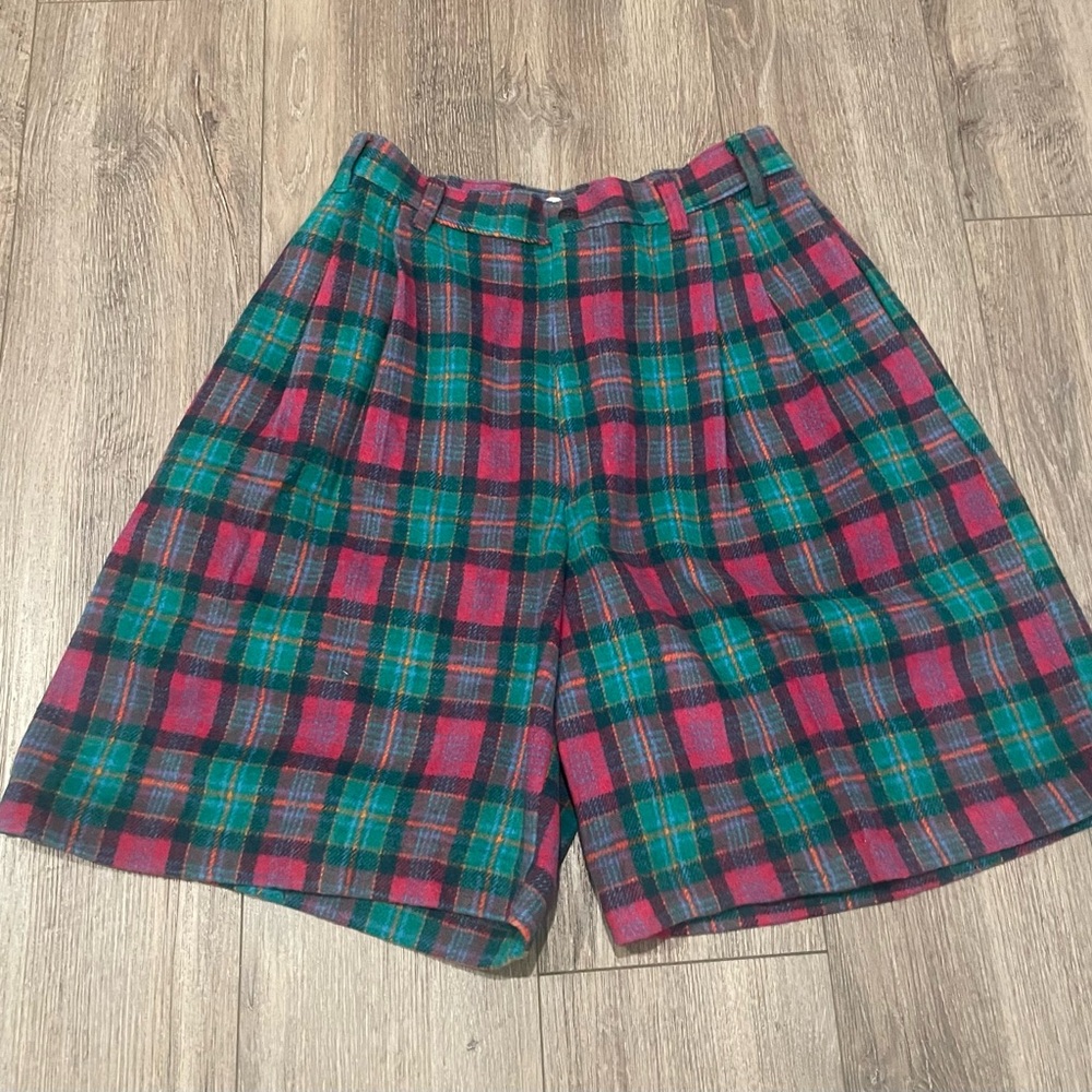 Vintage Plaid Shorts 80s/90s pleated zip up with button & pockets Made in USA 14